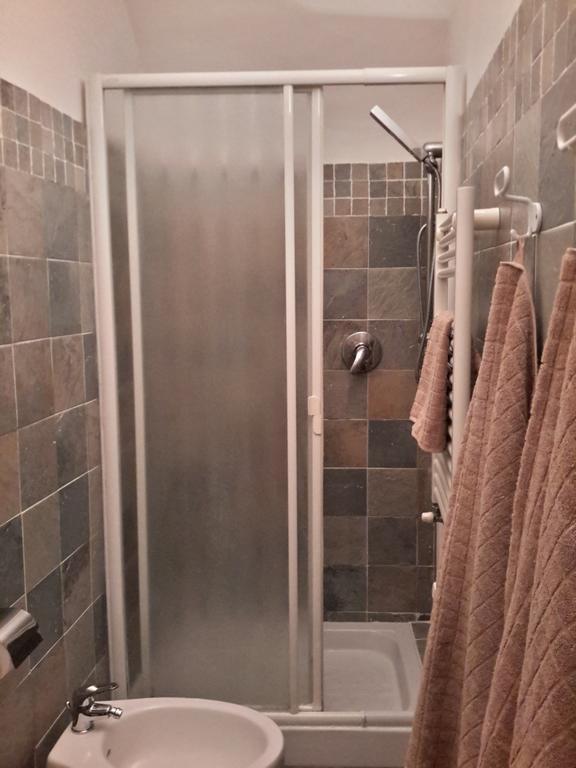 Farolfi Apartments Rialto Bologne Chambre photo